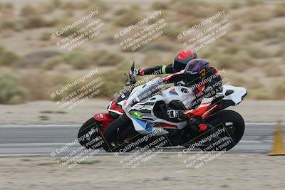 media/Sep-21-2025-Race Pace (Sun) [[98bf33ef95]]/Verified/6-Turn 14 Inside Pans (945am)/